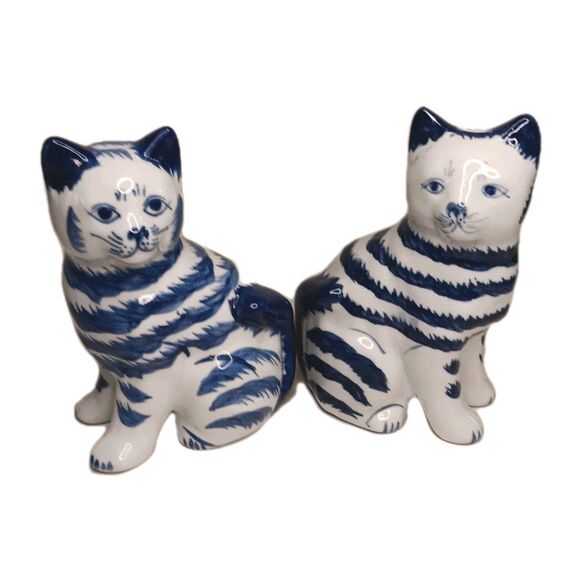 Blue & White Striped Cat Figurines Porcelain Handpainted Set Of Two 4.5" X 3.25" - Picture 1 of 10